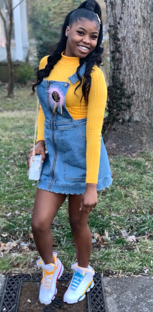 Poshmark Ambassador 💫 - Picture 9 of 11